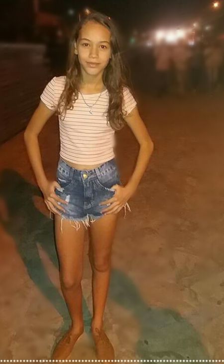 Ana Beatriz - ID: 119672