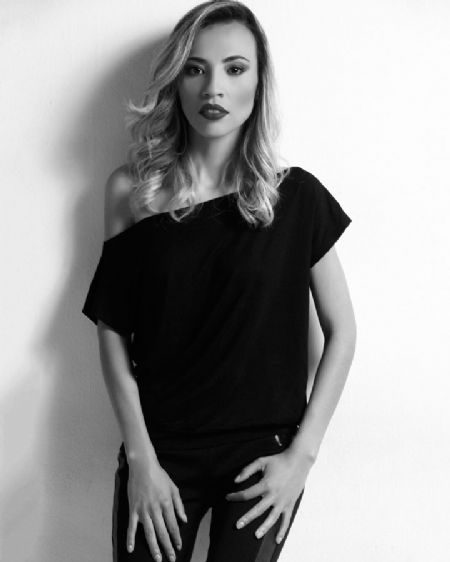 Evelyn - ID: 164832 - 428164