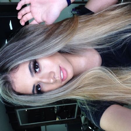 Isabela de Faria - ID: 165387 - 498745