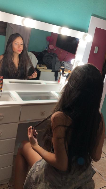 Gabriela - ID: 218375 - 499907