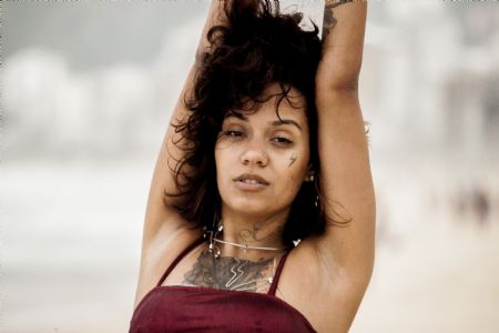 Thaina - ID: 243802