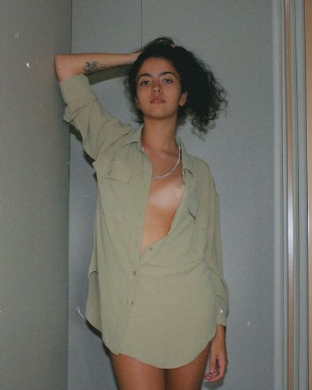 Gabriela - ID: 342426 - 649295