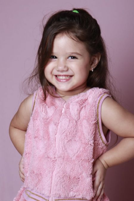 Clara - ID: 377543