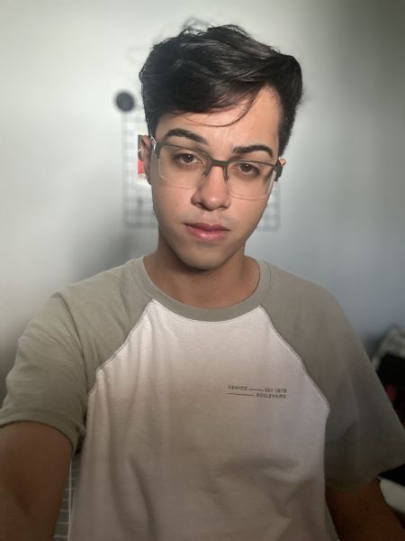 Pedro - ID: 393898 - 723211