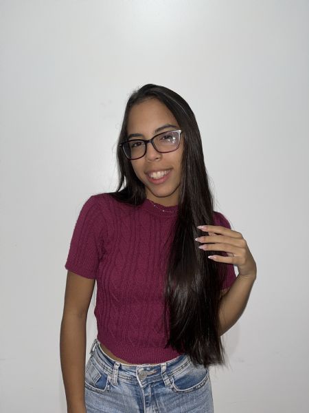 Graziela - ID: 581456