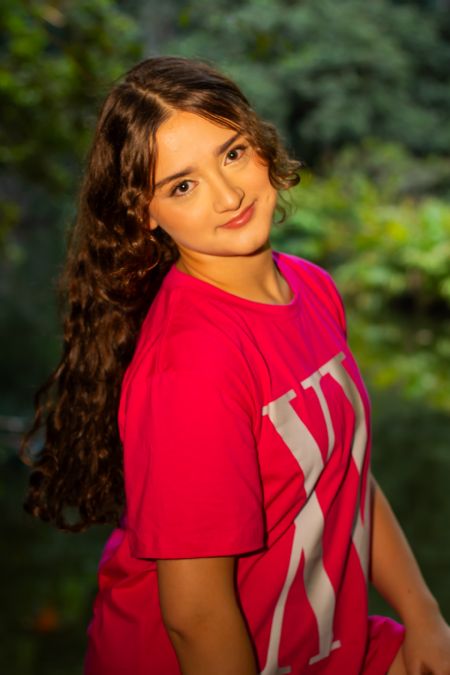 Paula - ID: 587590 - 835354