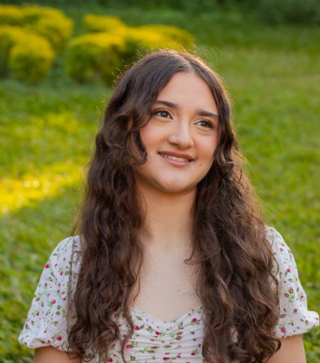 Paula - ID: 587590 - 835356