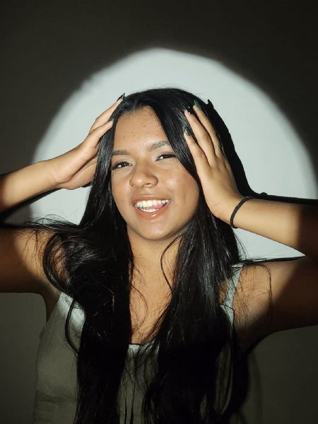 Giovanna  - ID: 594585