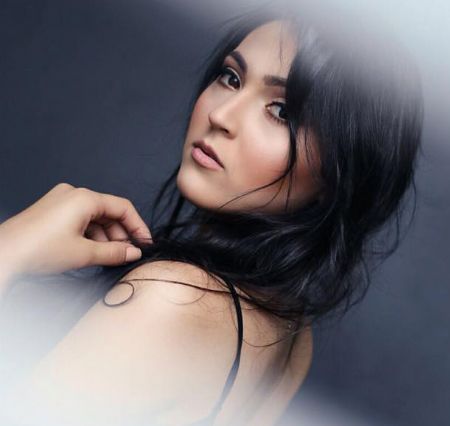 Michelle - ID: 73976