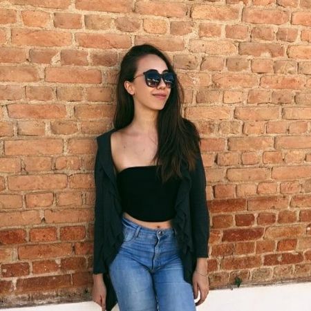 Julia Rodrigues - ID: 76652