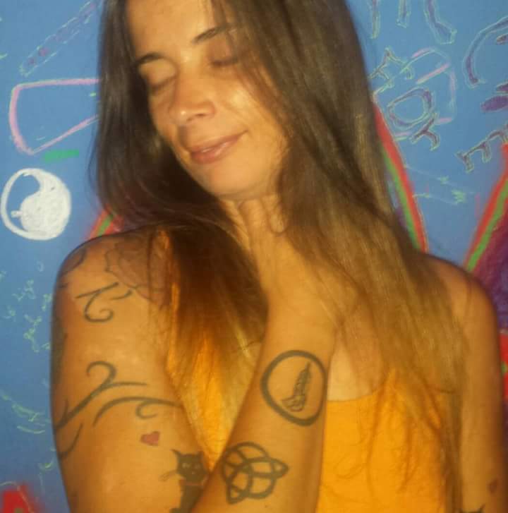 Adriana - ID: 96531